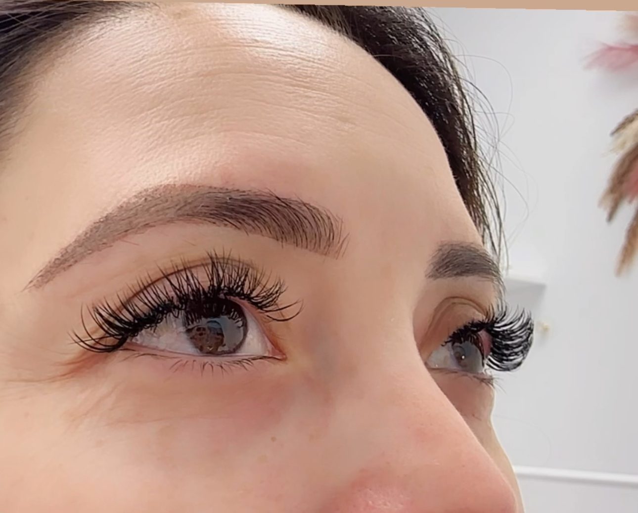 Lash extensions by Lup Lashes