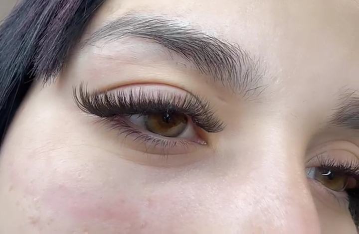 Lash detail